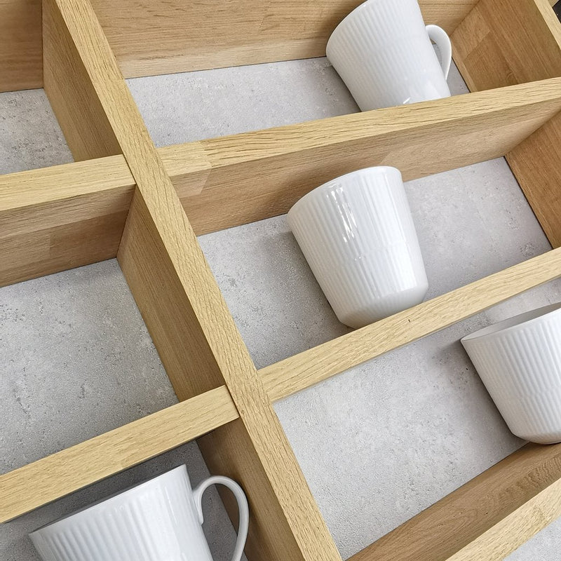 Sættekasse med hylder og rum - Stor model