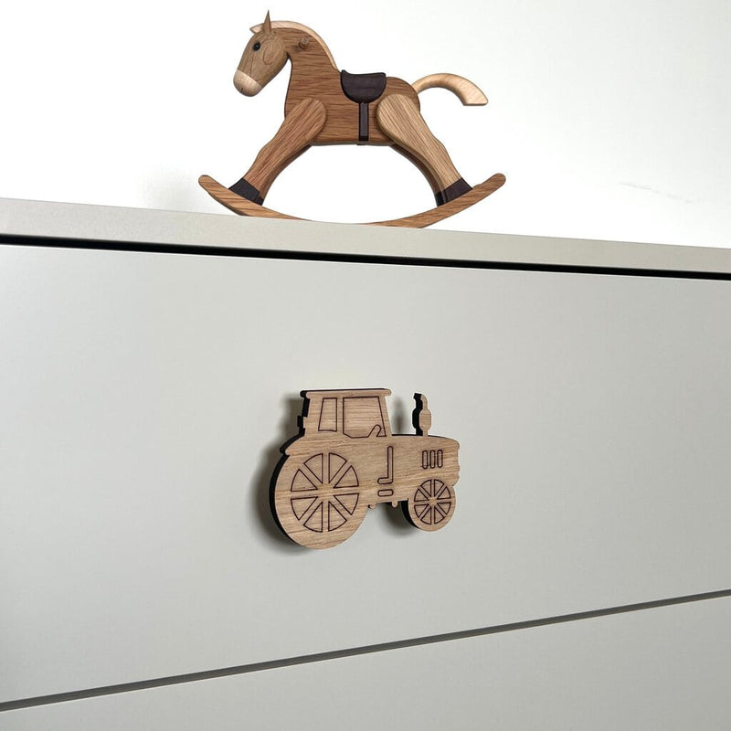 Kommode med greb - traktor