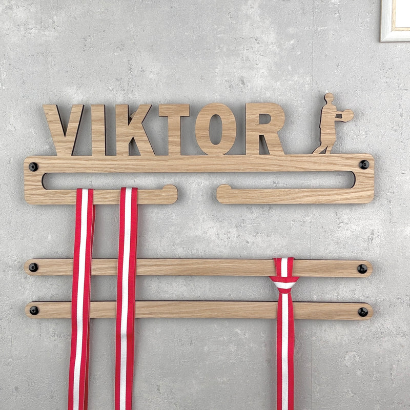 Medal hanger with basketball player and own name