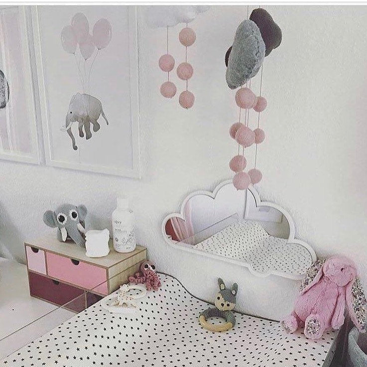 Cloud mirror (white) – optional color